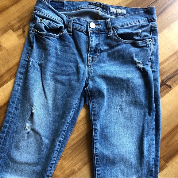 Aeropostale | Light Wash Jeans | Size 6 - Picture 3 of 7